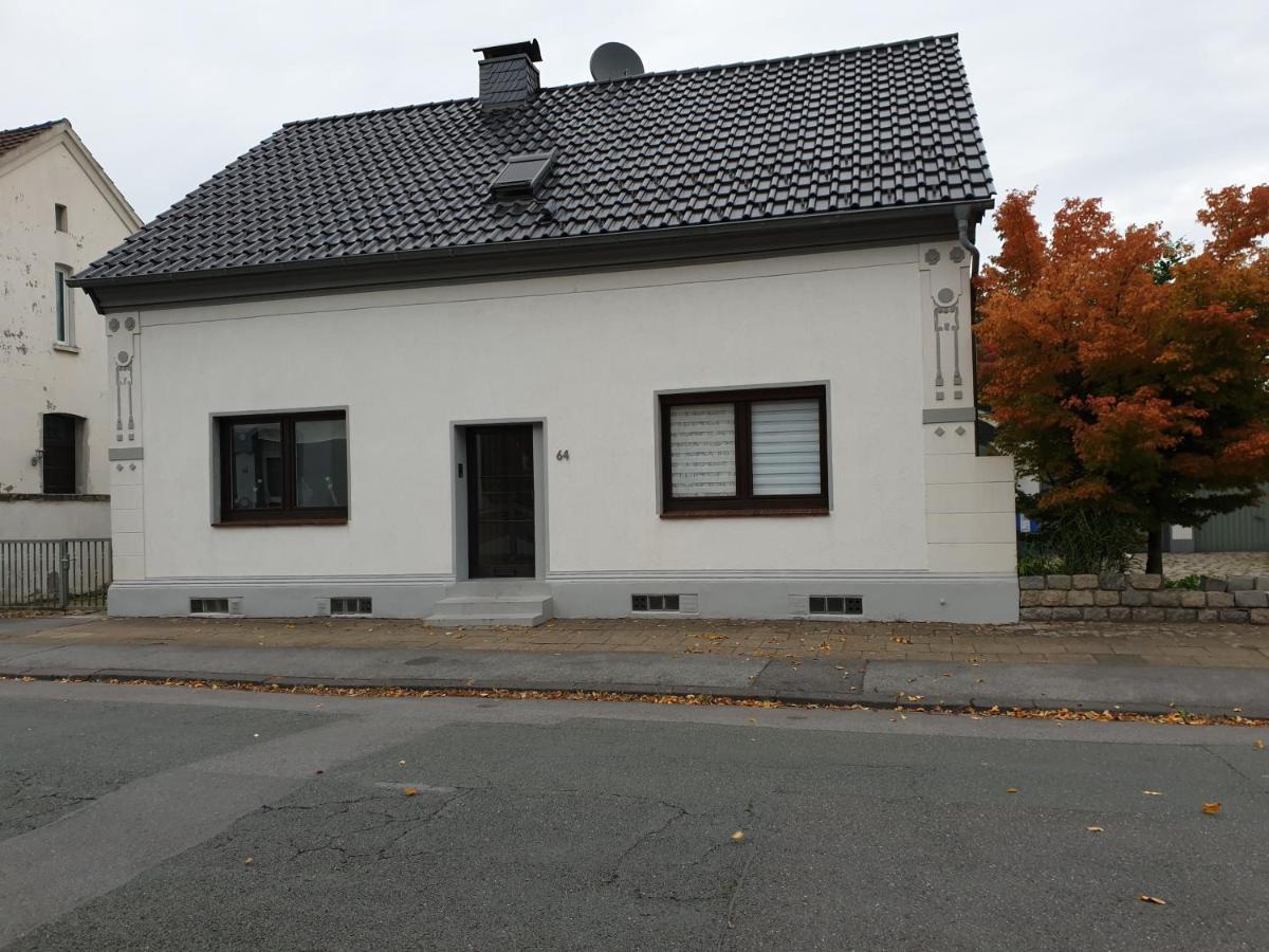 Ferienwohnung Oberhausen Alstaden Bagian luar foto