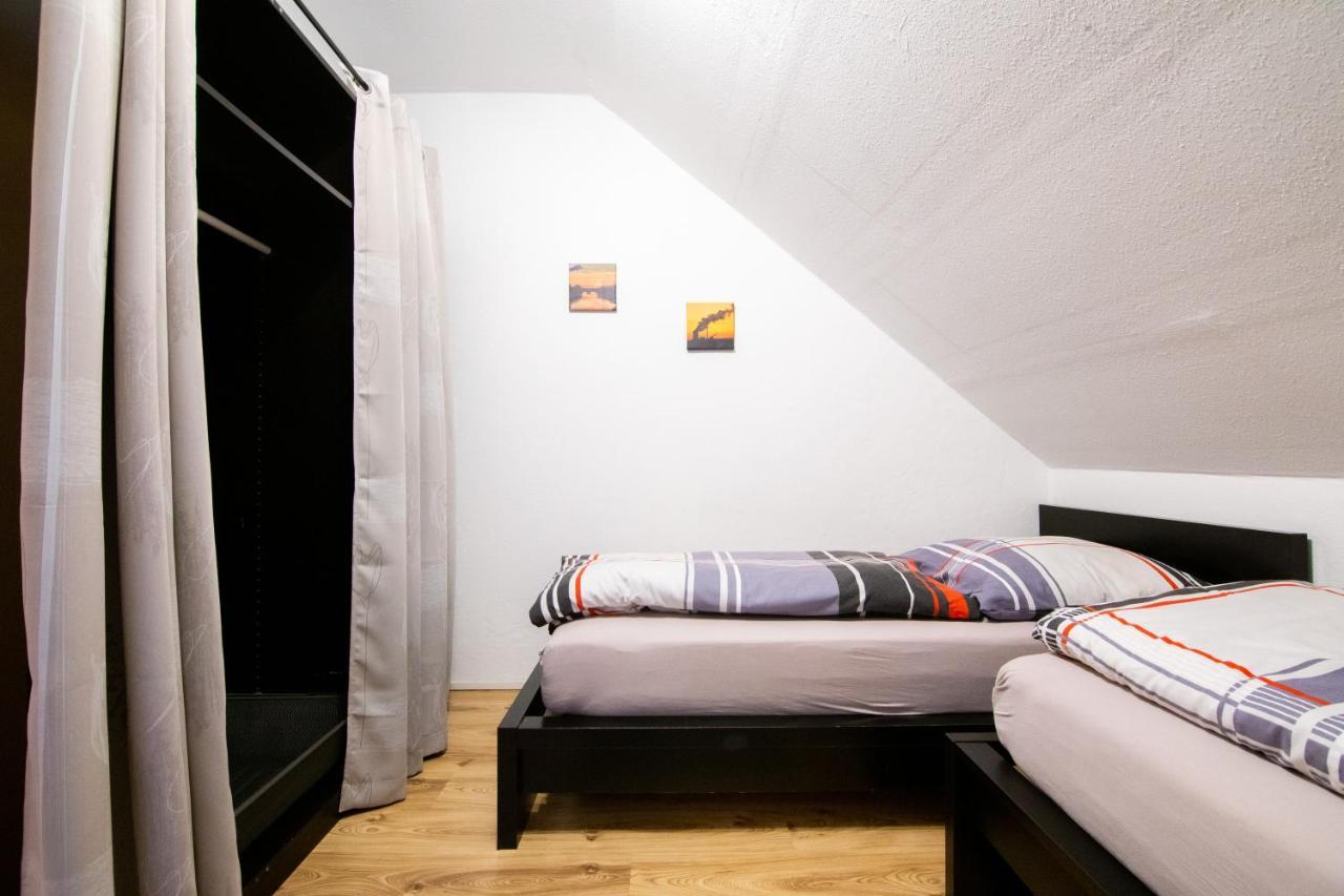 Ferienwohnung Oberhausen Alstaden Bagian luar foto
