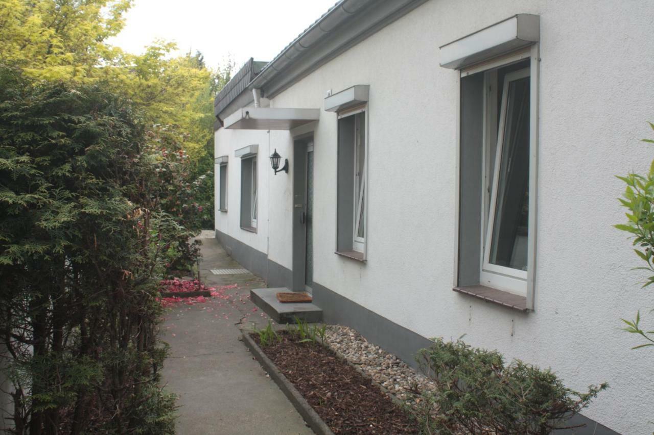 Ferienwohnung Oberhausen Alstaden Bagian luar foto